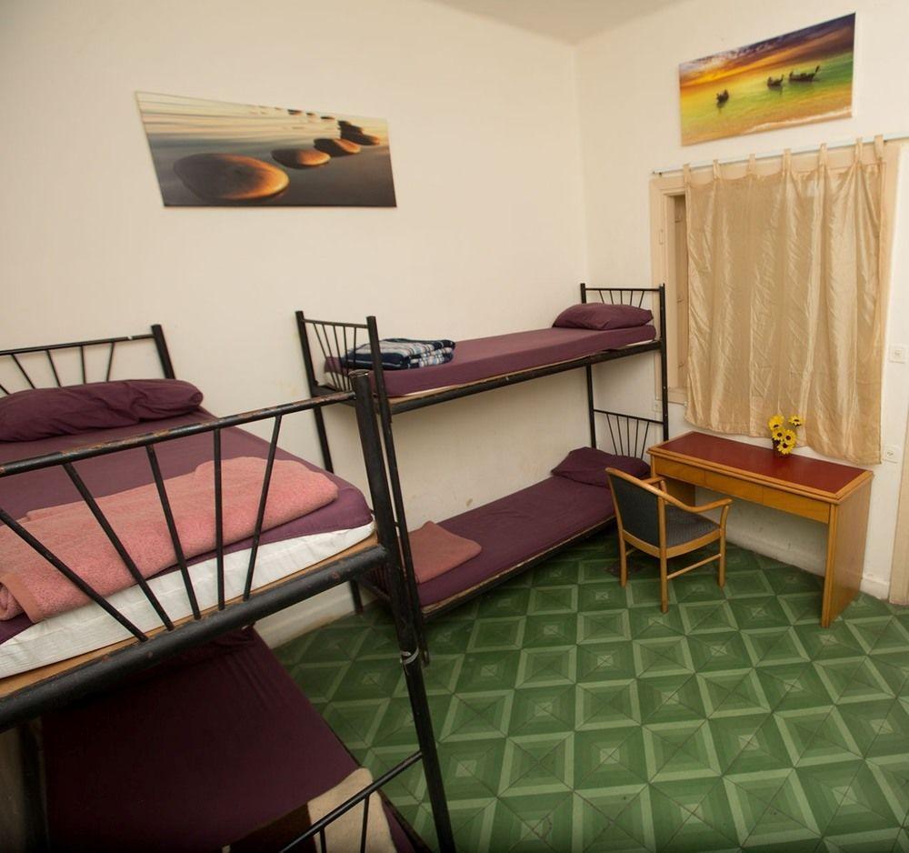 Sky Hostel Tel Aviv Exterior photo