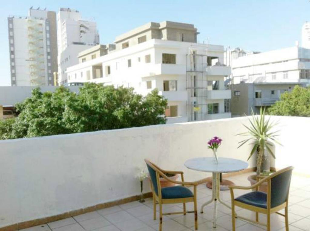 Sky Hostel Tel Aviv Exterior photo